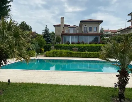 Villa Suitable for Citizenship by Investment in Buyukcekmece