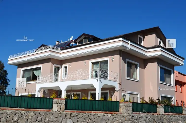 Luxurious Family Calis Villa For Sale 0