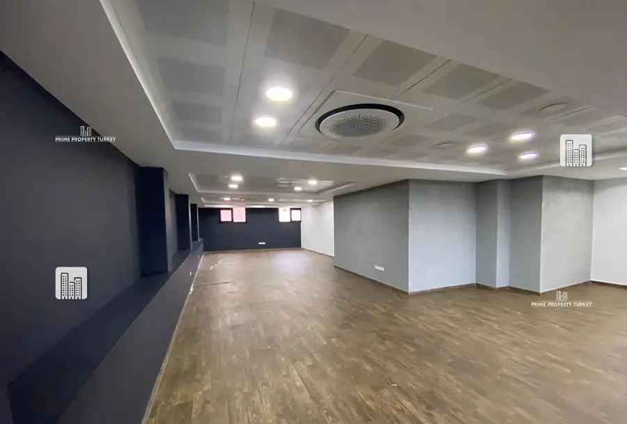 5 Floor Office Complex in Istanbul’s Major Financial District  5