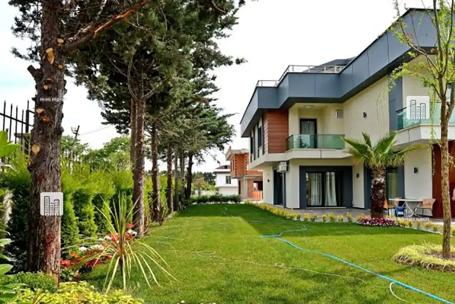 Private Swimming Pool & Garden Family Villa in Beylikduzu 1