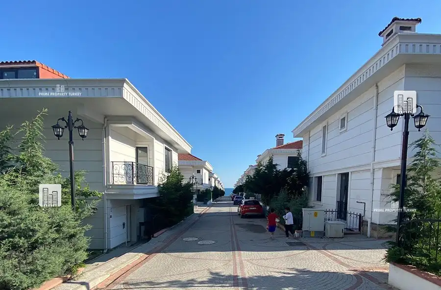 Asrin Konaklari - Smart Home Seaside Villas in Beylikduzu 3