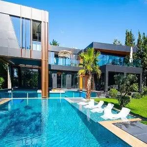 Mansion For Sale with Pool and Sunken Lounge in Silivri 0