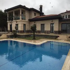 Forest Mansion-Style Villa with Pool and Garden in Silivri 0