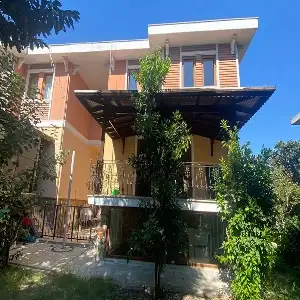 Triplex Family Villa in Beylikduzu, Istanbul 1