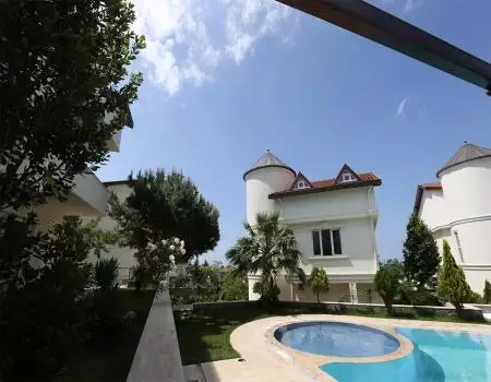 Sea View villas for Sale in Istanbul -  Viktorya Villas  1